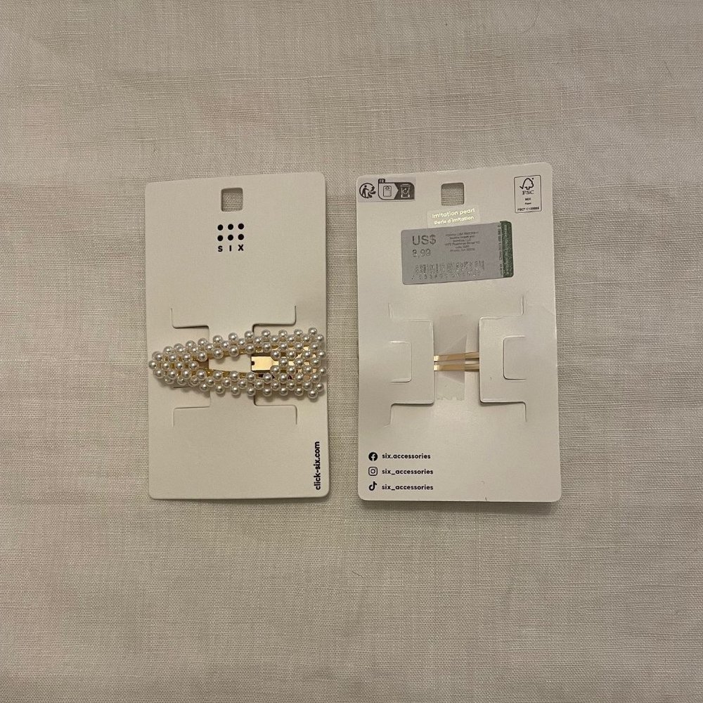 SIX brand hair clip